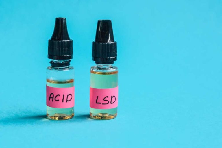 Read more about the article Liquid LSD Dosage & Safety Guide (2026)